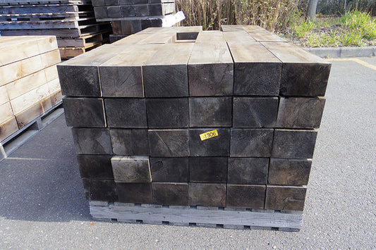 ウエスタンレッドシダー ラフ材 ノッティー 燻煙加工(150×200)