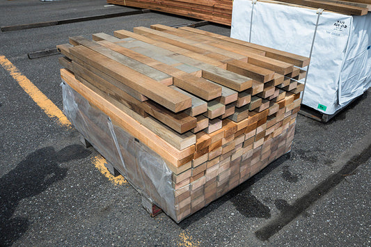 ウエスタンレッドシダー ラフ材 クリアー(45×96)